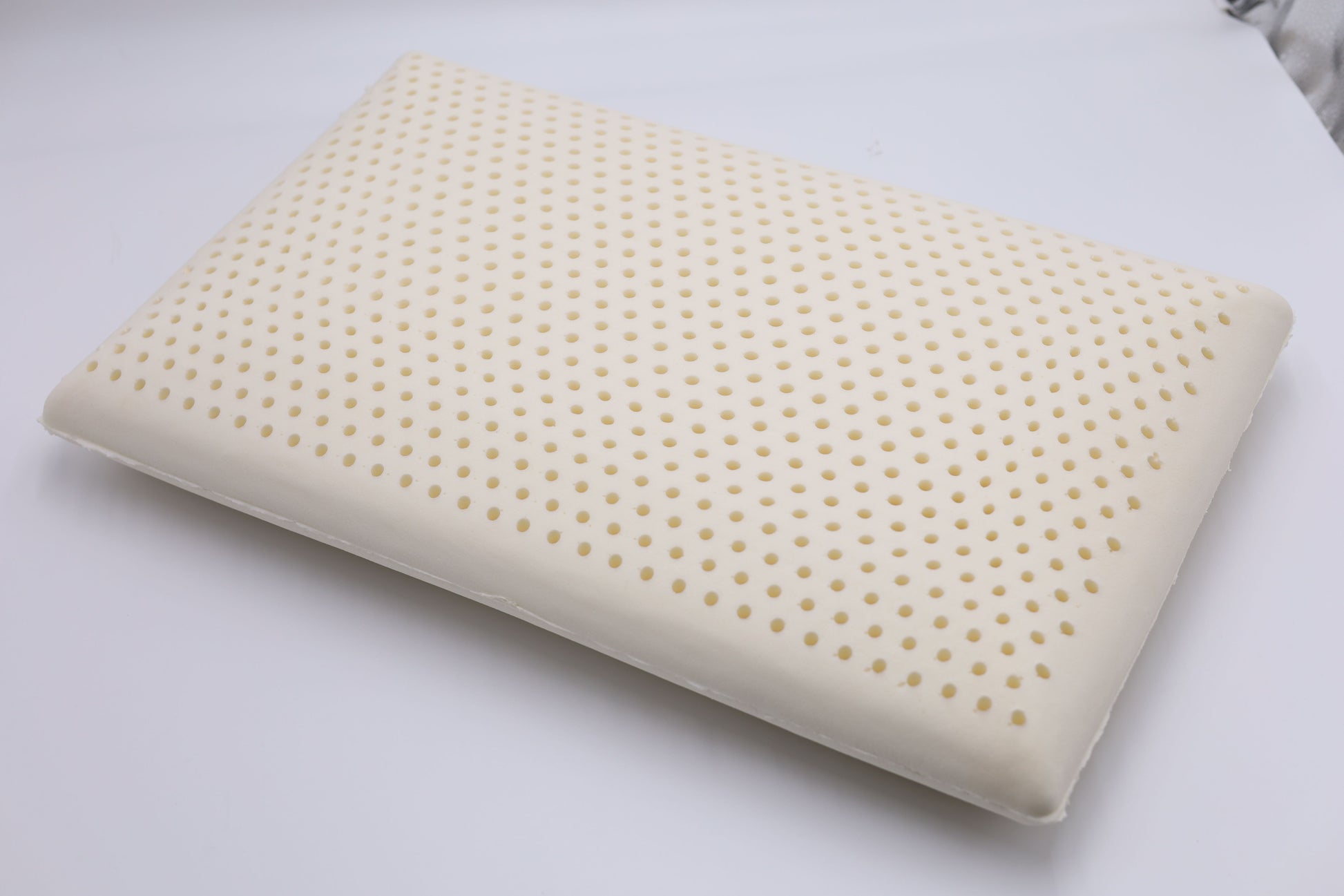 GOLS Certified Low Loft latex Pillow