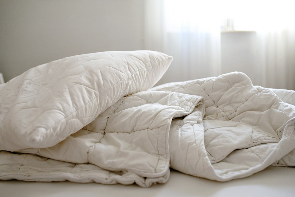 Down Comforter Smells Like Wet Dog - Reasons & Solutions [2025]