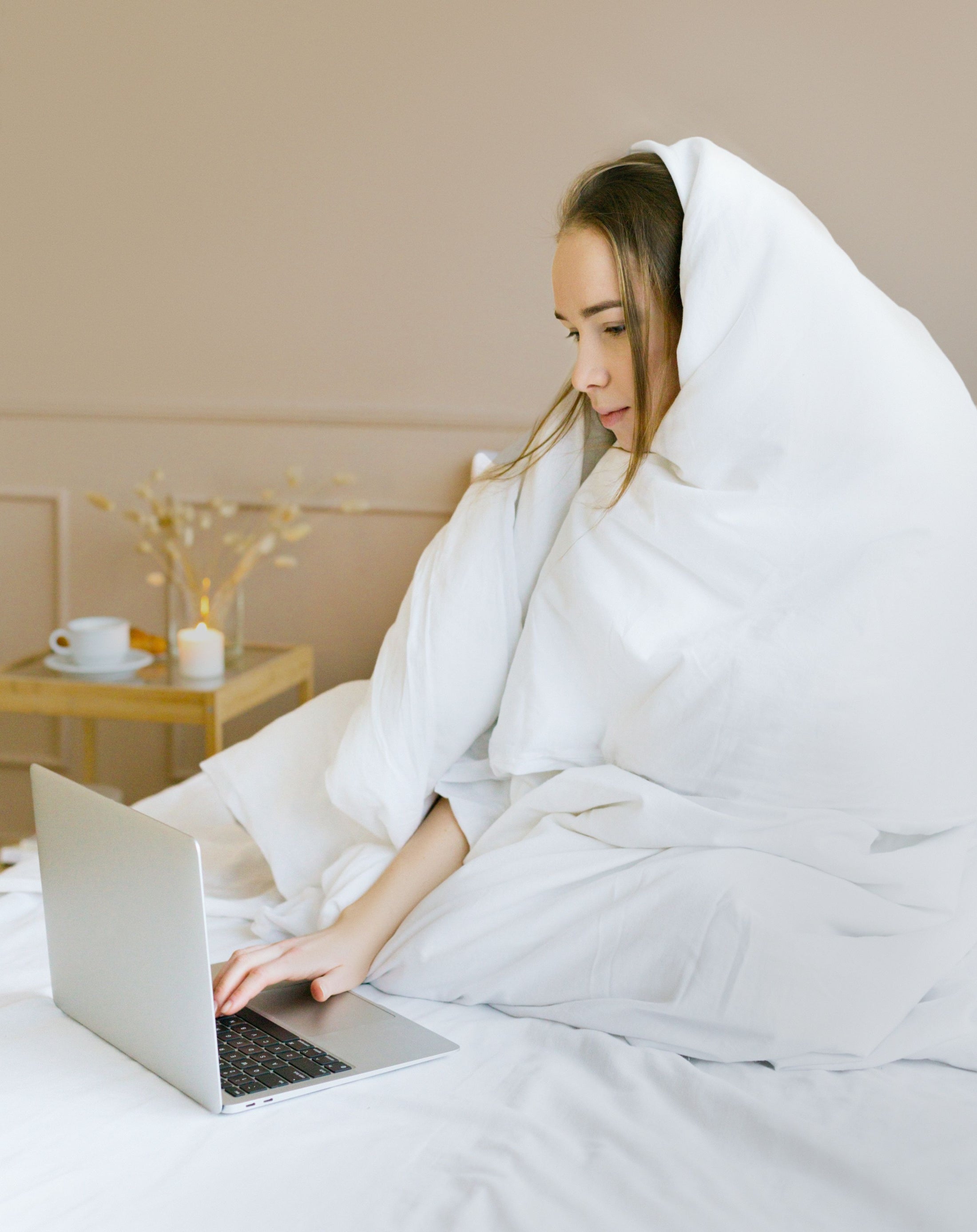 Why Does My New Comforter Smell? Explanation And Solutions Organic